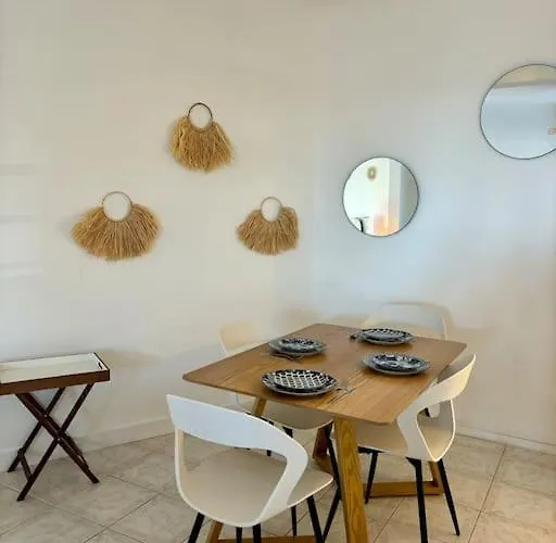 Vue A Deux Pas De La